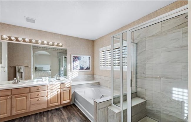 Building Photo - Spacious - 2-Bedroom + Office Condo at The Falls at Legend Trail