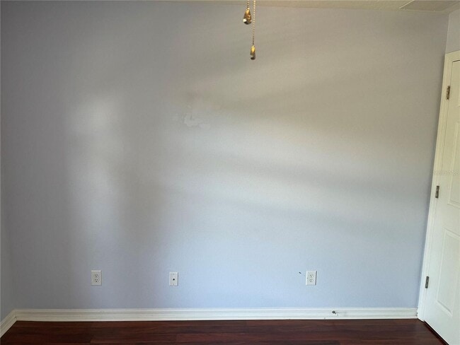 Building Photo - Beautiful Townhouse located in Crowntree L...