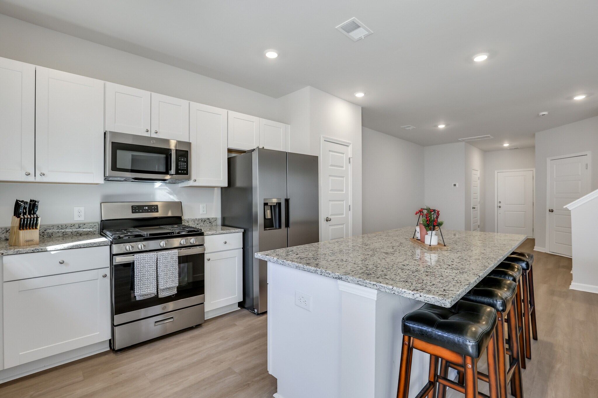 Kitchen 2 - 8049 Reagan Way