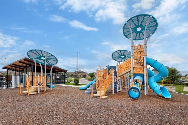 Building Photo - 317 Black Alder St