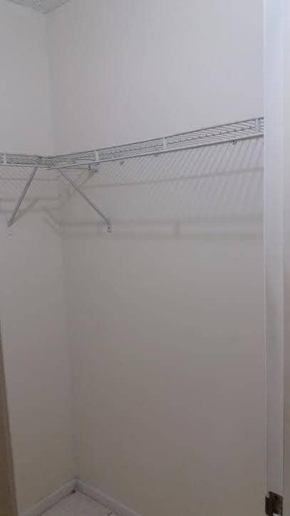 Building Photo - 2771 Riverside Dr