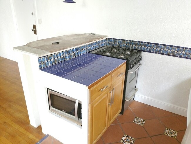 Building Photo - 1525 Meridian Ave