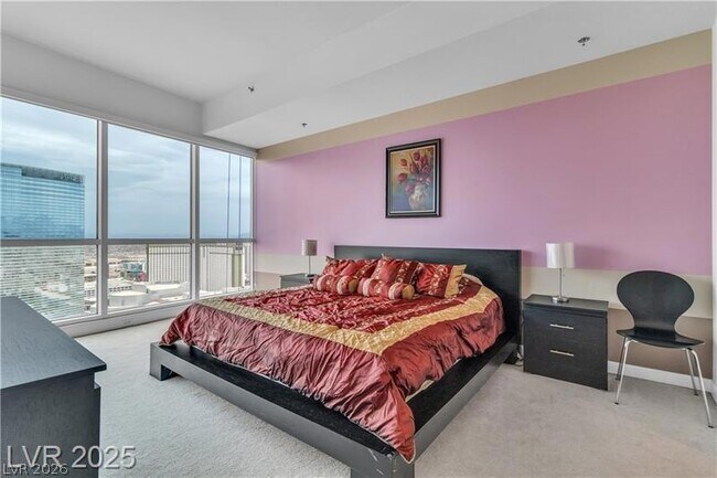 Building Photo - 4525 Dean Martin Dr