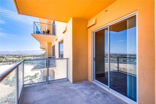 Building Photo - 8255 S Las Vegas Blvd