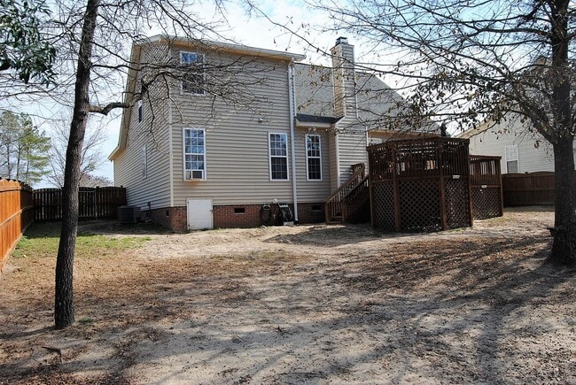 Building Photo - Wonderful Home in the Willow Lakes Community!