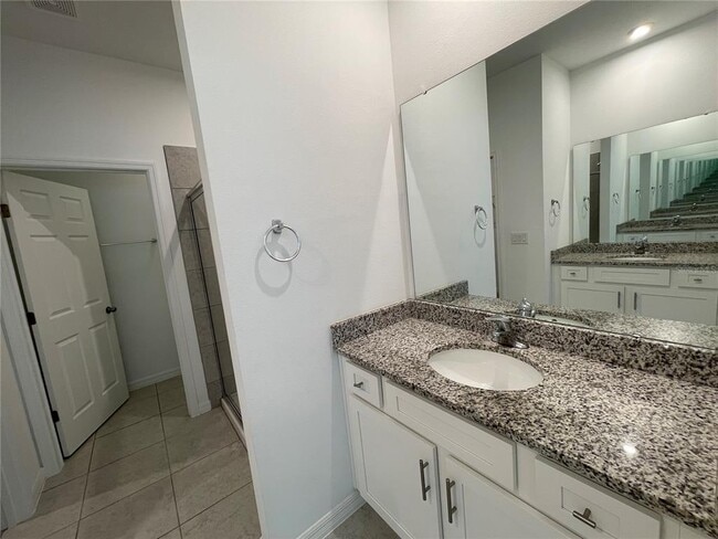 Building Photo - 689 Crown Rose Dr