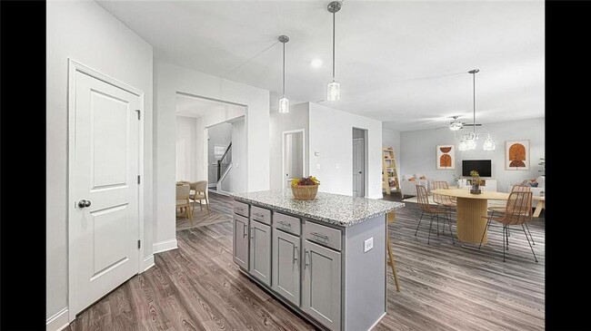 Building Photo - 3792 Oak Rdg Dr