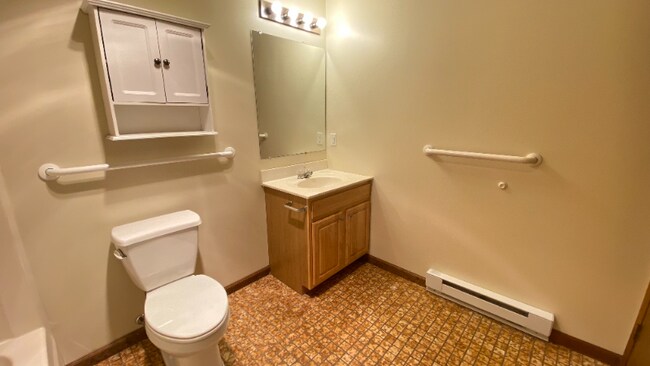 Building Photo - 1949 Western Ave