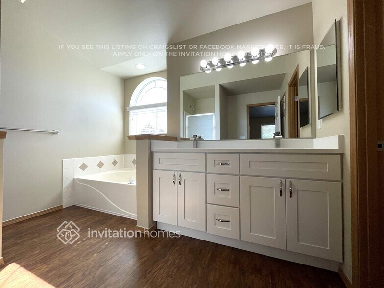 Building Photo - 6607 154th St Ct E