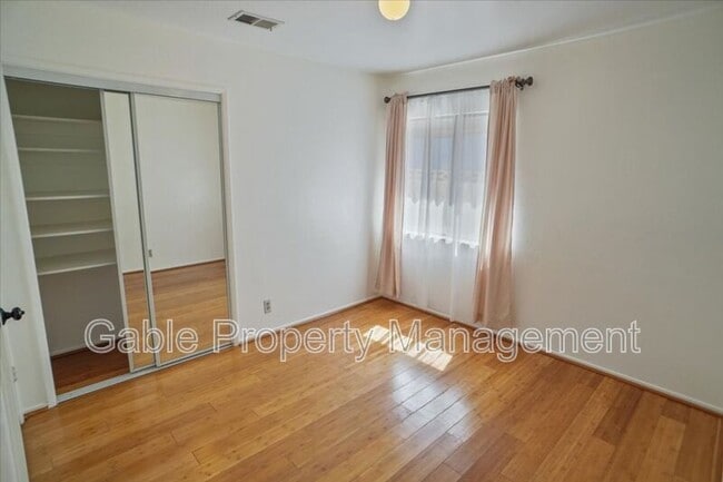 Building Photo - 3063 Glennel Ave