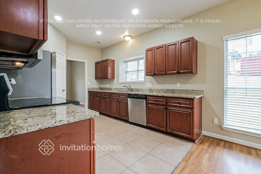 Building Photo - 3100 Snapfinger Ct