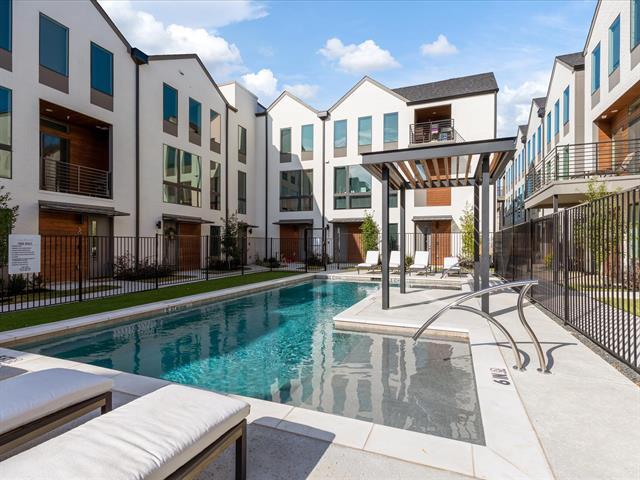 Building Photo - 2128 Ashby St