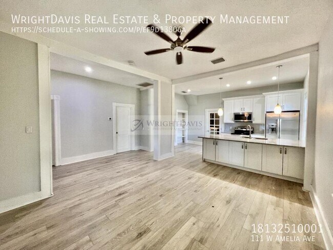 Building Photo - 111 W Amelia Ave