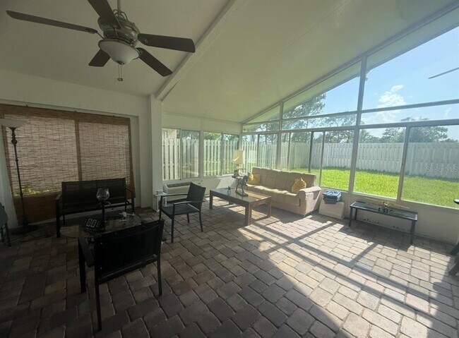 Building Photo - 5539 San Gabriel Way