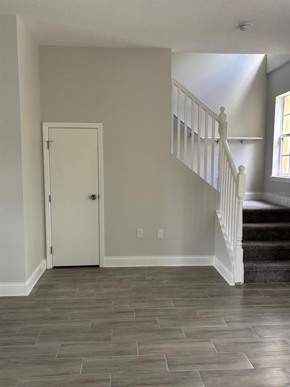 Building Photo - 427 Madison Cir