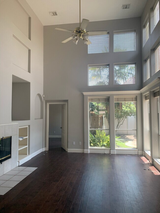Building Photo - 1127 Parkhaven Ln