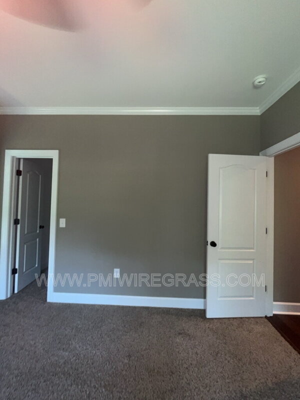 Building Photo - 102 Dawson Ln