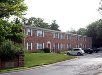 Building Photo - Carmel Village Green