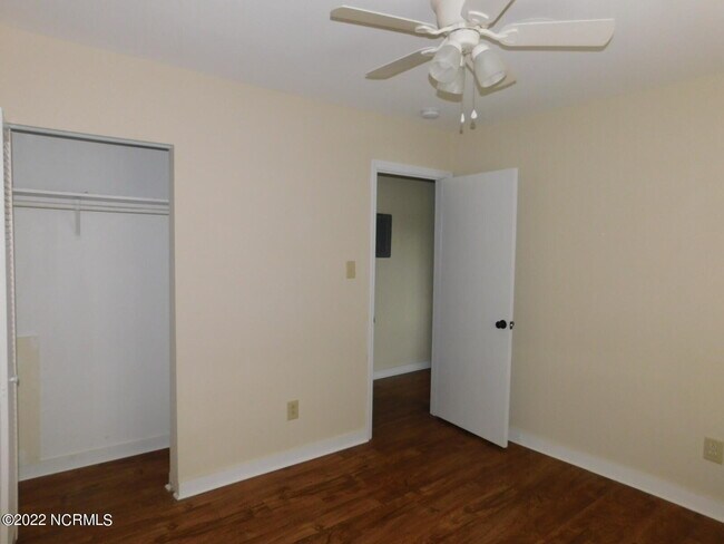 Building Photo - 201 Shipman Rd