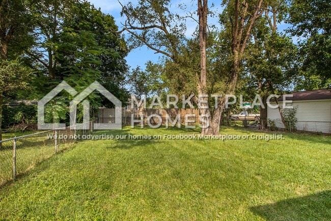 Building Photo - 590 Calder Ave