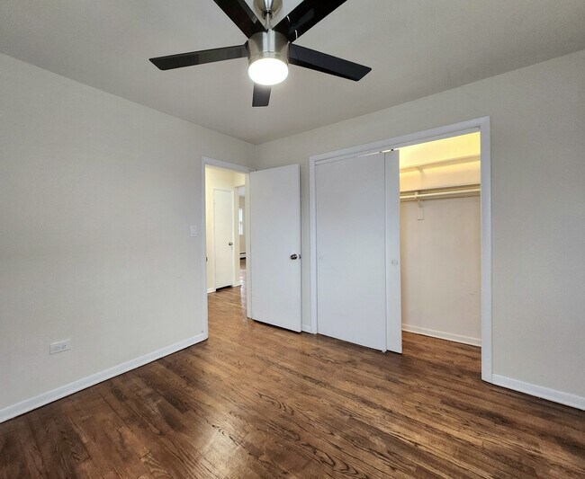Building Photo - 4904 N Harlem Ave