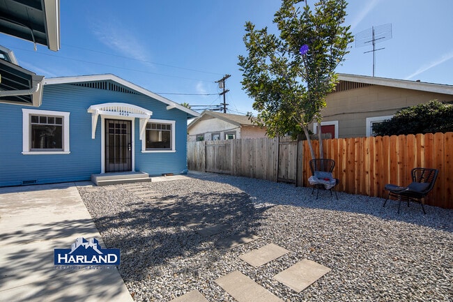 Building Photo - 4419 Mississippi St