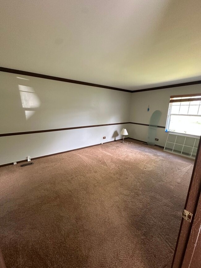 Building Photo - 4480 Shorewood Ct