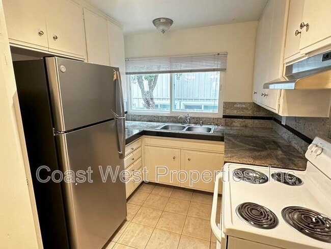 Building Photo - 2163 Mendocino Blvd
