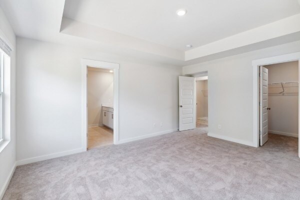 Building Photo - 1037 Ewell Farm Dr