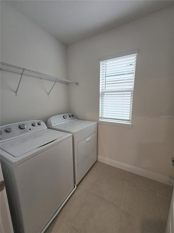 Building Photo - 9406 Bolero Rd