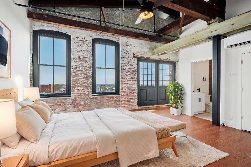 Building Photo - 2547 N Hancock St