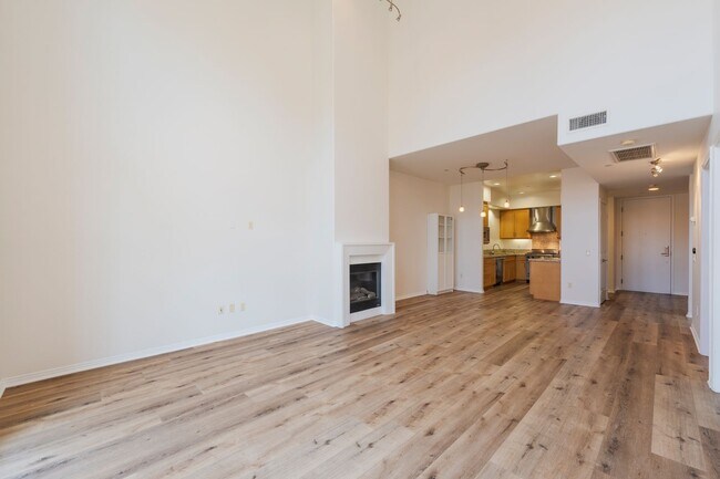 Building Photo - Glencoe Avenue (4050)