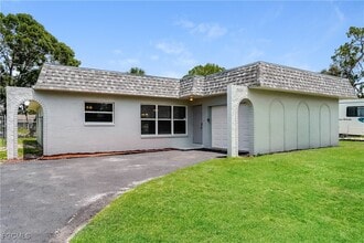 Building Photo - 7323 Barragan Rd