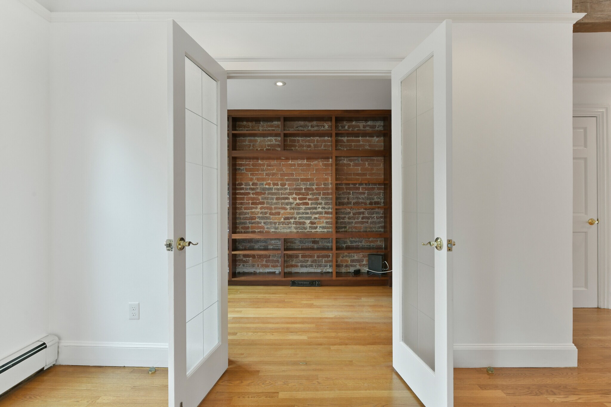Building Photo - 71 Rutland St