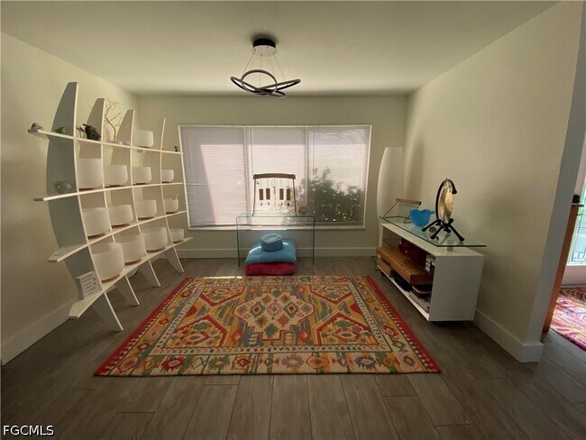 Building Photo - 5156 Sunnybrook Ct