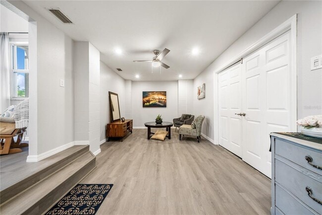 Building Photo - 1661 Seabreeze Dr