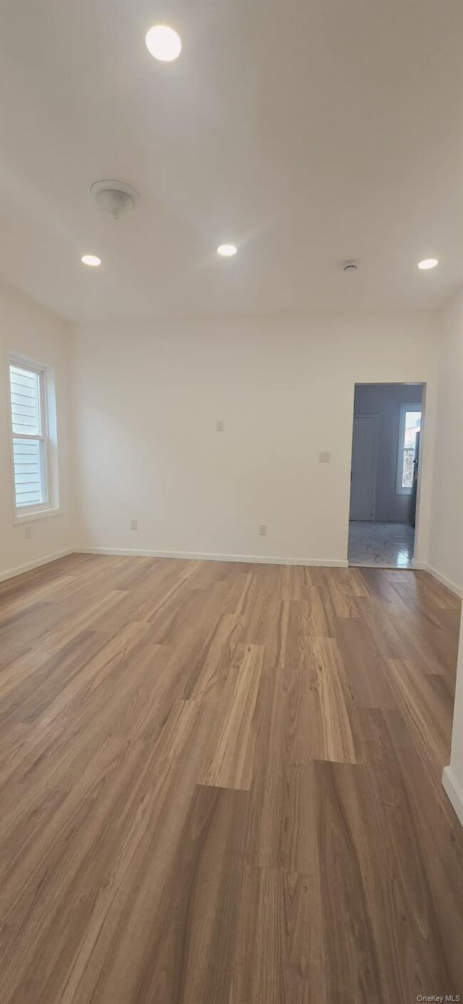 Building Photo - 78-29 68th Ave