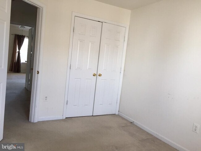 Building Photo - 2503 Clover Field Cir