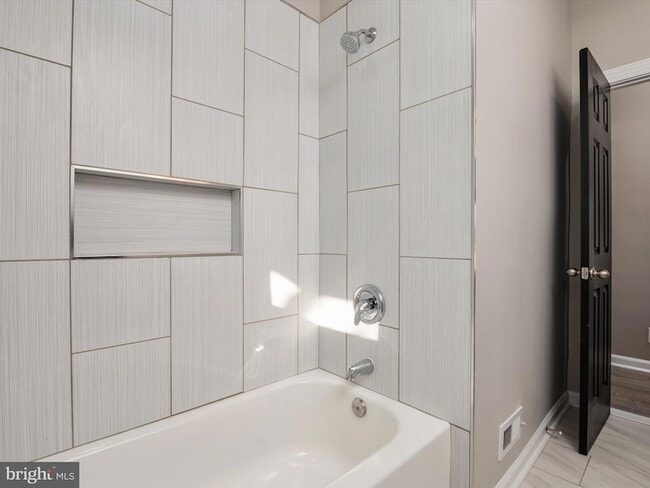 Building Photo - 2050 Nike Dr