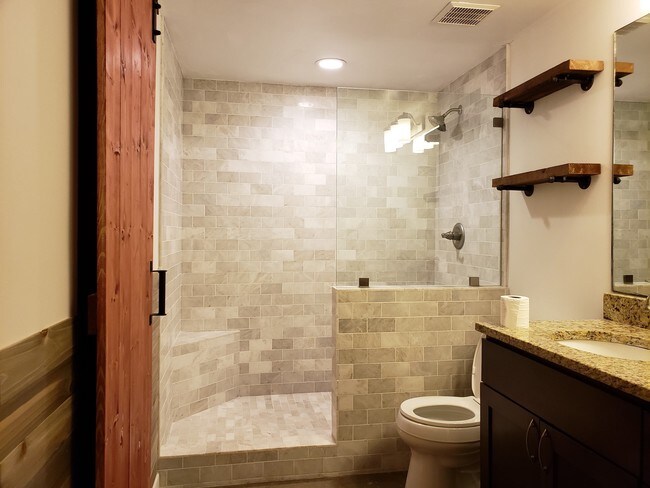 Building Photo - Ferron House