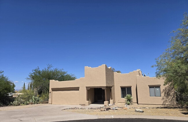 Building Photo - 14428 N Lariat Ln