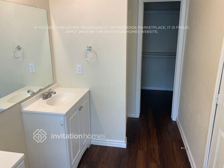 Building Photo - 22731 Bridgewater Dr