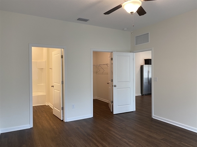 Building Photo - 11505 Victory Bay Ln