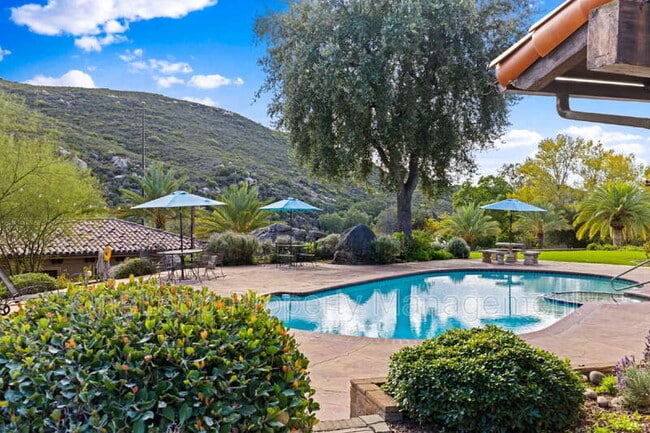 Building Photo - 4085 Via Palo Verde Lago