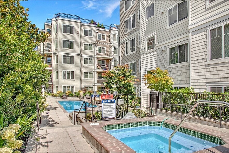 Pool & Hottub - 1525 NW 57th St