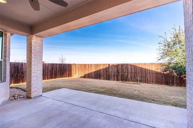 Building Photo - 1123 Bantham Wy
