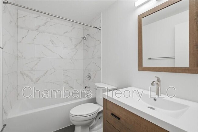 Building Photo - 5713 Independence Cir