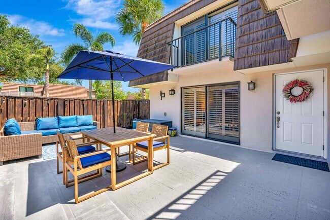 Building Photo - 1209 12th Ct