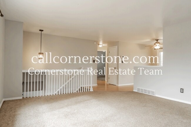 Building Photo - 3614 Regis St