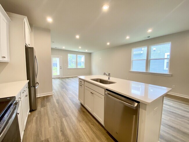 Building Photo - Brand New Single Family Home Just Minutes ...